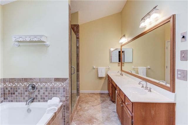 1974 Emerson Lake Circle, Snellville, GA 30078