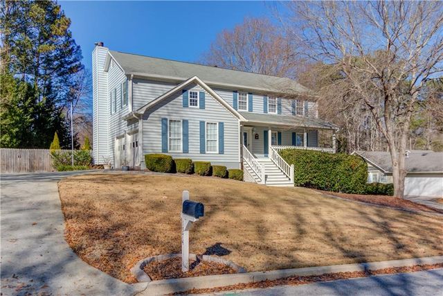 1974 Emerson Lake Circle, Snellville, GA 30078