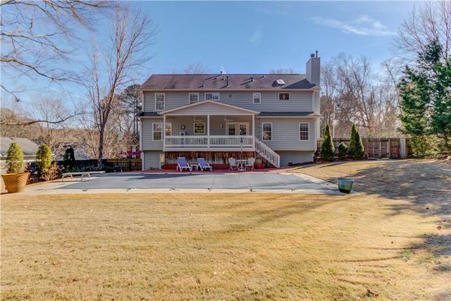 1974 Emerson Lake Circle, Snellville, GA 30078