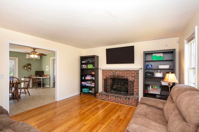 127 Leaf Lane, East Bridgewater, MA 02333