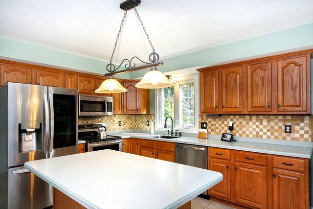 127 Leaf Lane, East Bridgewater, MA 02333