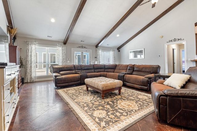 8271 S Lakeshore Drive, Rogers, AR 72756