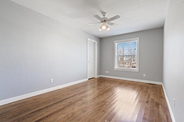 8271 S Lakeshore Drive, Rogers, AR 72756