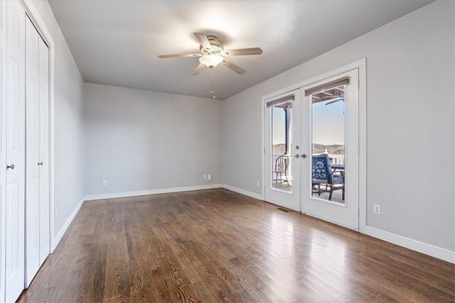 8271 S Lakeshore Drive, Rogers, AR 72756