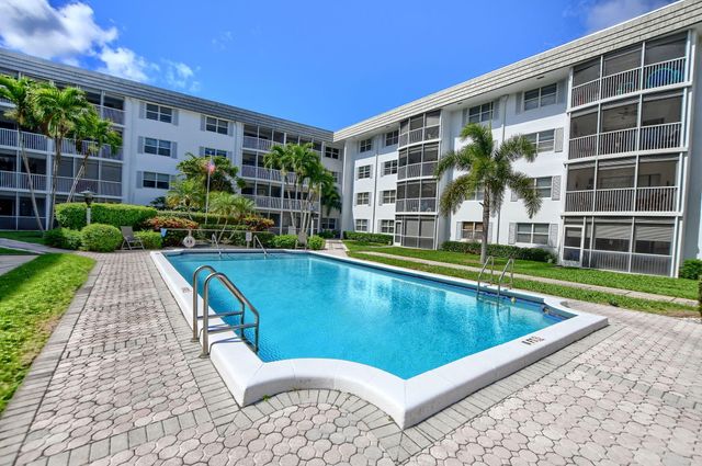800 E Camino 4110, Boca Raton, FL 33432