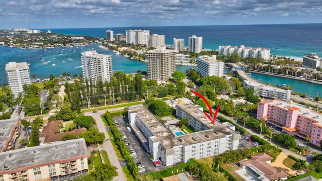 800 E Camino 4110, Boca Raton, FL 33432