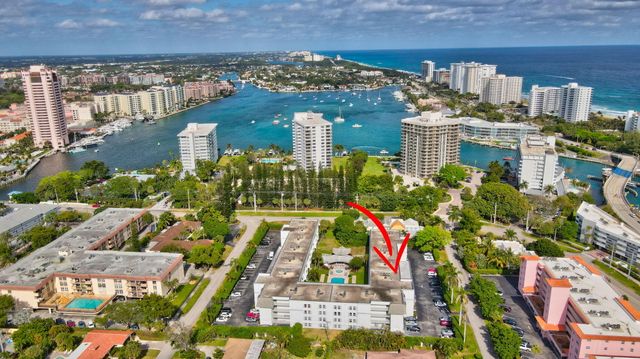 800 E Camino 4110, Boca Raton, FL 33432