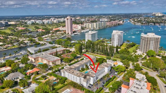 800 E Camino 4110, Boca Raton, FL 33432