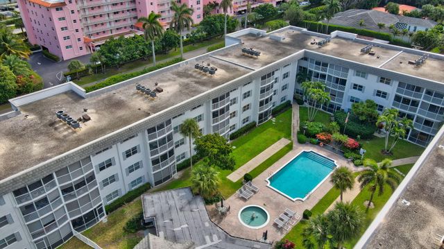 800 E Camino 4110, Boca Raton, FL 33432