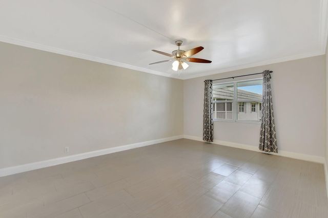 800 E Camino 4110, Boca Raton, FL 33432