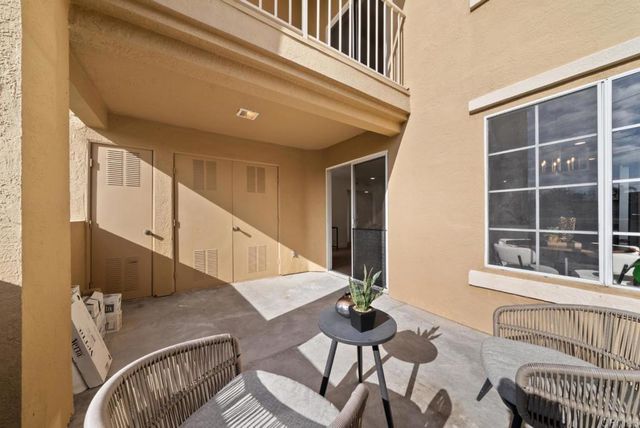 7330 Calle Cristobal 87, San Diego, CA 92126