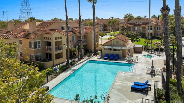 7330 Calle Cristobal 87, San Diego, CA 92126