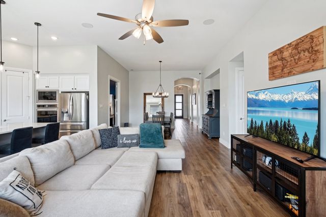 1104 Firecracker Drive, Justin, TX 76247