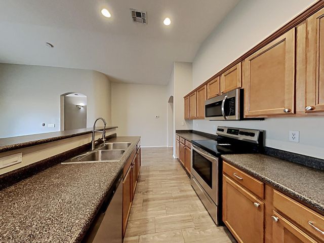 35468 N Shorthorn Trail, San Tan Valley, AZ 85143