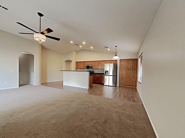 35468 N Shorthorn Trail, San Tan Valley, AZ 85143