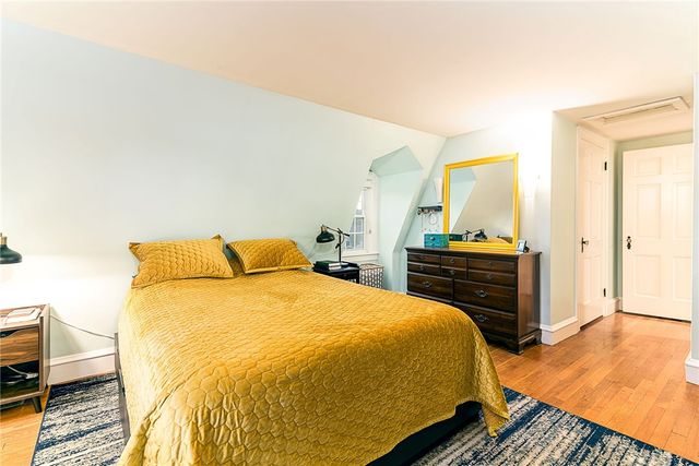 55 Miller Avenue, East Providence, RI 02916