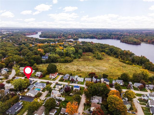 55 Miller Avenue, East Providence, RI 02916