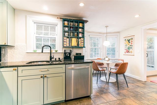 55 Miller Avenue, East Providence, RI 02916