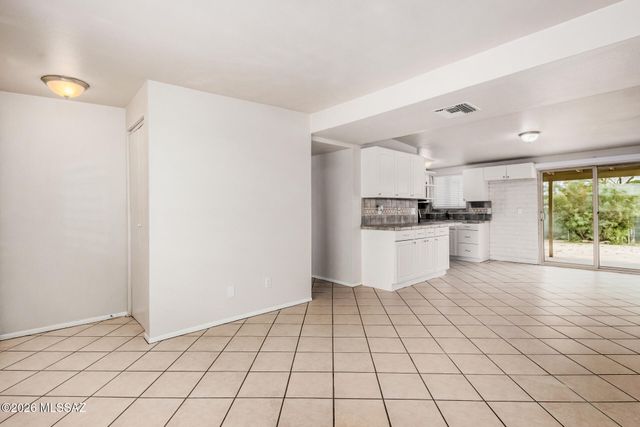 4751 S Primrose Street, Tucson, AZ 85730