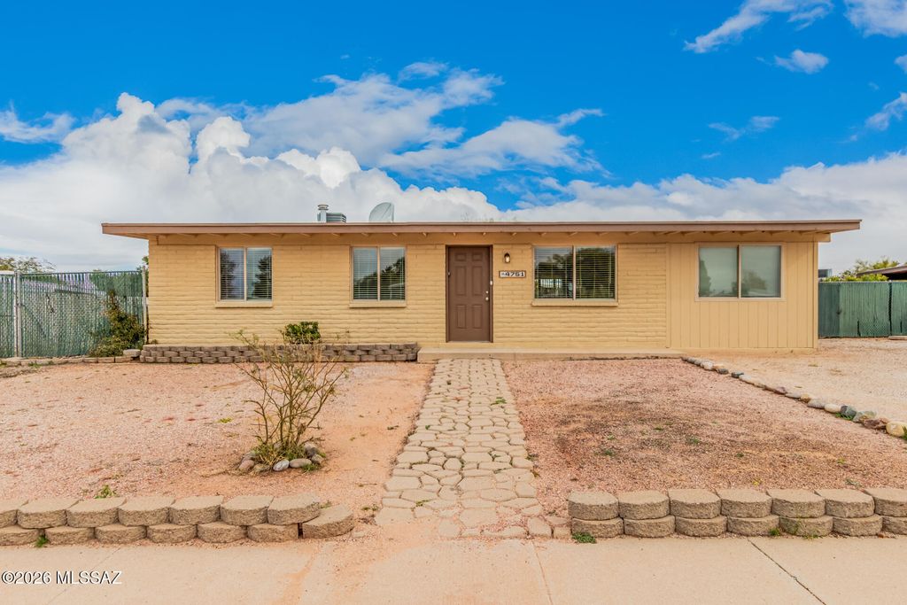 4751 S Primrose Street, Tucson, AZ 85730