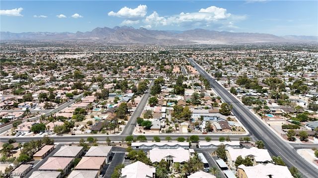 3924 Quiet Pine Street 203, Las Vegas, NV 89108