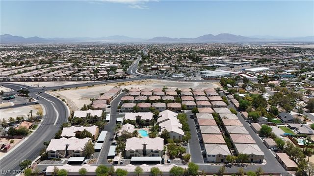 3924 Quiet Pine Street 203, Las Vegas, NV 89108