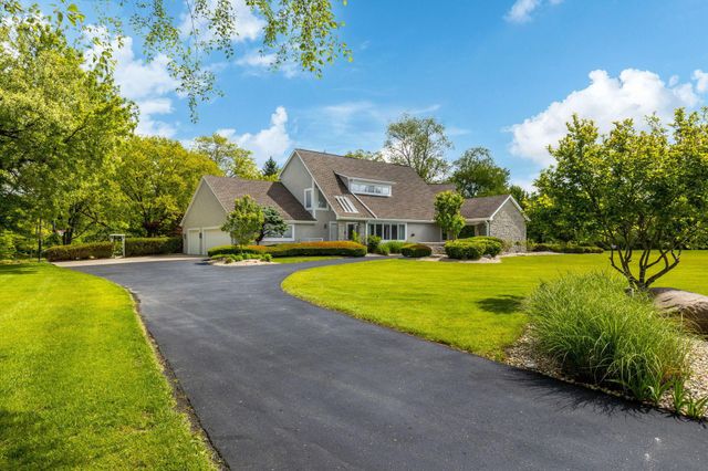 2323 Colts Neck Road, Blacklick, OH 43004