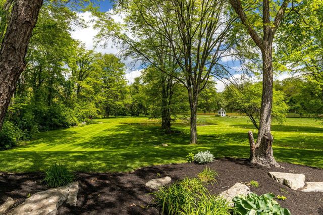 2323 Colts Neck Road, Blacklick, OH 43004