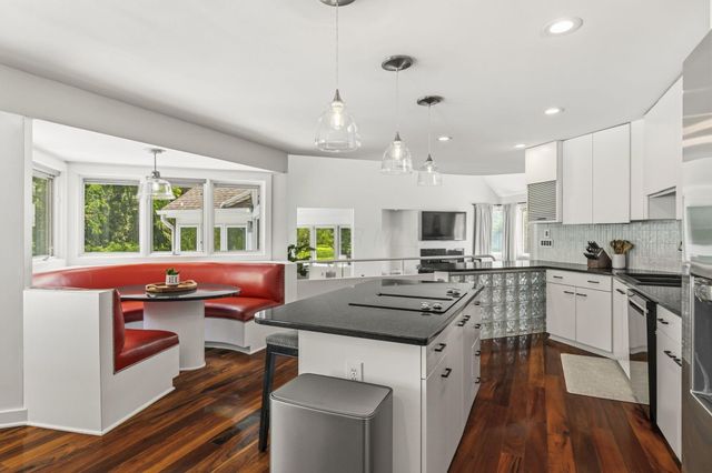 2323 Colts Neck Road, Blacklick, OH 43004
