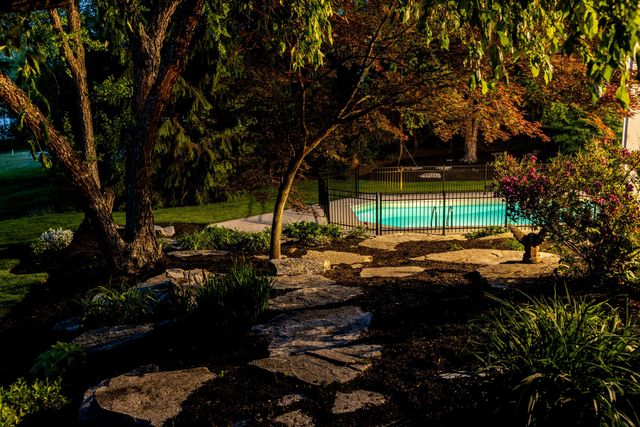 2323 Colts Neck Road, Blacklick, OH 43004