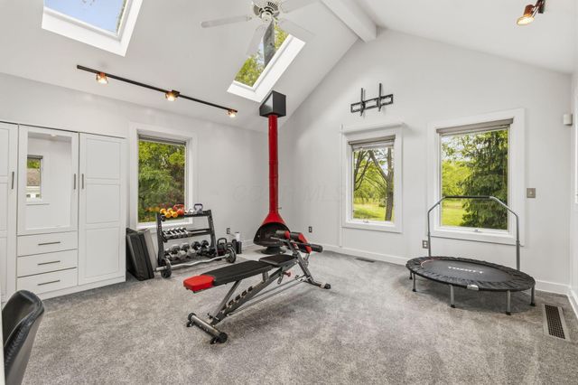 2323 Colts Neck Road, Blacklick, OH 43004