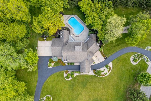 2323 Colts Neck Road, Blacklick, OH 43004