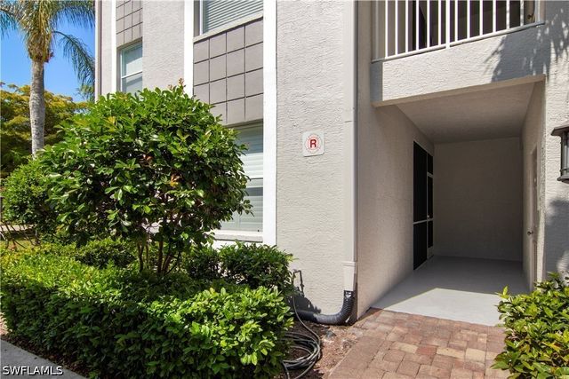 7515 Stoneybrook DR 811, Naples, FL 34112