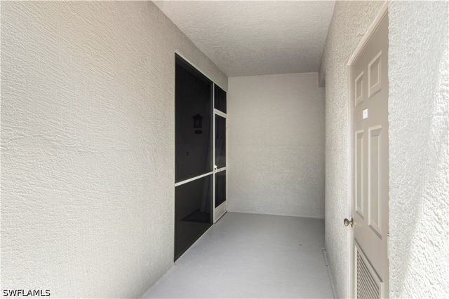 7515 Stoneybrook DR 811, Naples, FL 34112