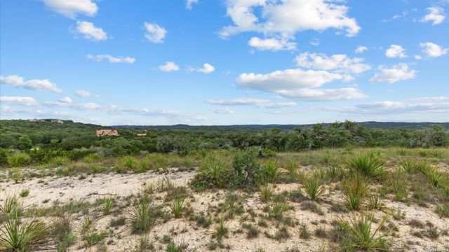 22073 SCENIC LOOP RD, San Antonio, TX 78255