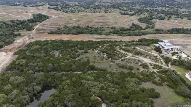 22073 SCENIC LOOP RD, San Antonio, TX 78255
