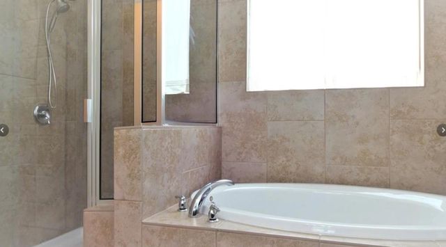 704 Carillion DR, Pflugerville, TX 78660