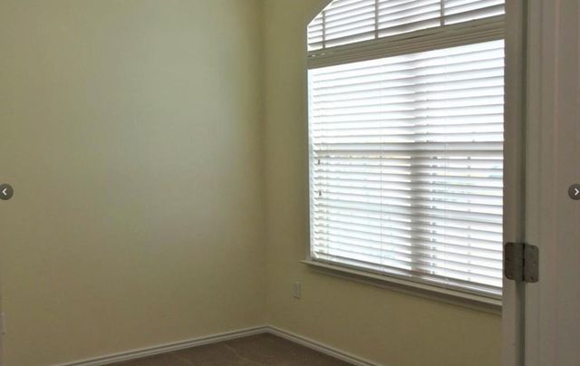 704 Carillion DR, Pflugerville, TX 78660