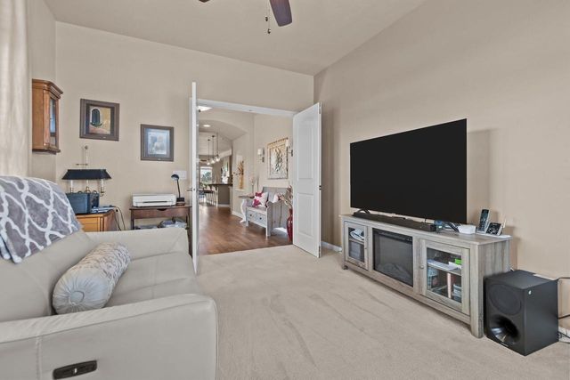 2379 E GLENHURST LANE, Appleton, WI 54913