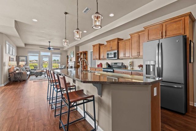 2379 E GLENHURST LANE, Appleton, WI 54913