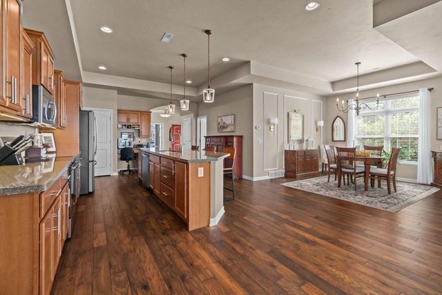 2379 E GLENHURST LANE, Appleton, WI 54913