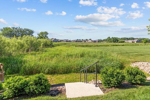 2379 E GLENHURST LANE, Appleton, WI 54913