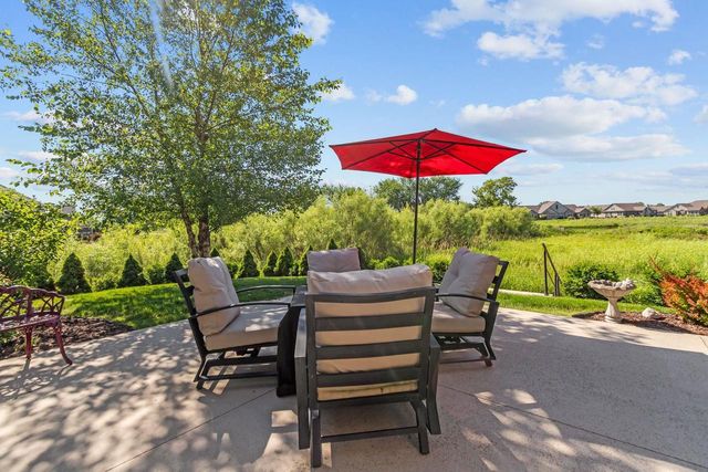 2379 E GLENHURST LANE, Appleton, WI 54913