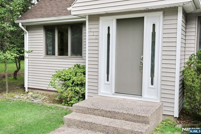 515 N Monroe Street, Ridgewood, NJ 07450