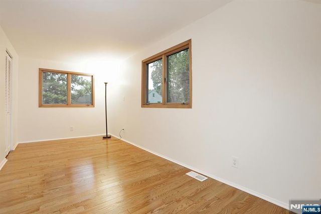 515 N Monroe Street, Ridgewood, NJ 07450