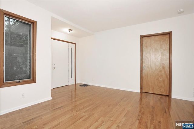 515 N Monroe Street, Ridgewood, NJ 07450