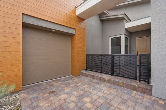 11143 Concord Valley Drive, Las Vegas, NV 89135