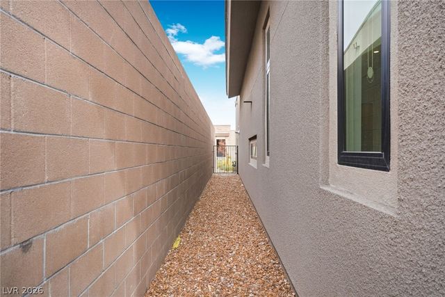 11143 Concord Valley Drive, Las Vegas, NV 89135