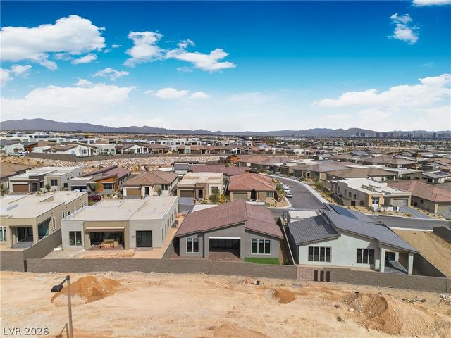 11143 Concord Valley Drive, Las Vegas, NV 89135