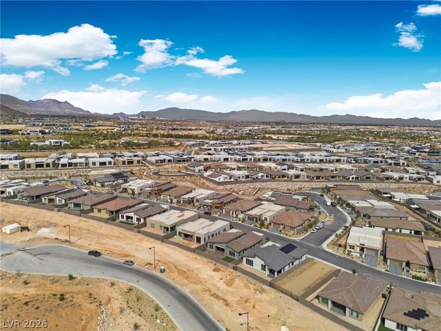 11143 Concord Valley Drive, Las Vegas, NV 89135